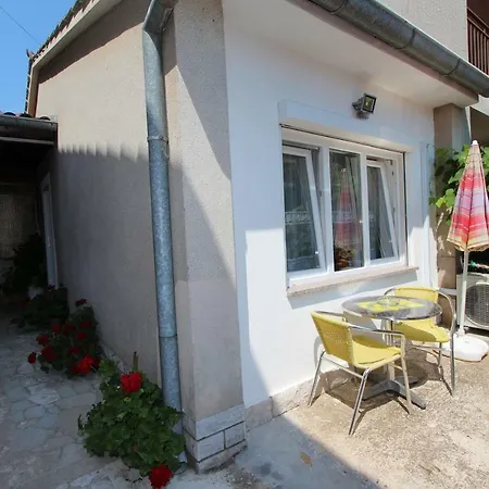 And Pina Guest house *