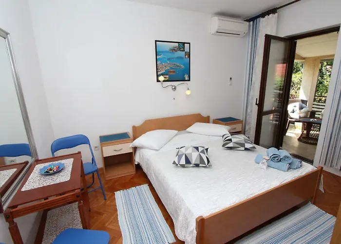 And Pina Pensión Rovinj